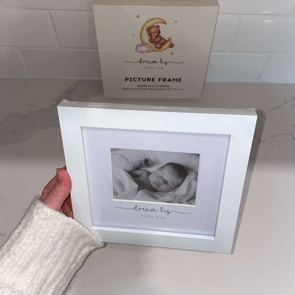 Newborn Picture Frame - “dream big little one” - Picture 6 of 6